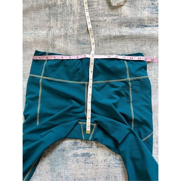 Athleta Dark Teal Mesh Panel Side Back Pocket Cropped Length Leggings Medium - Picture 7 of 8